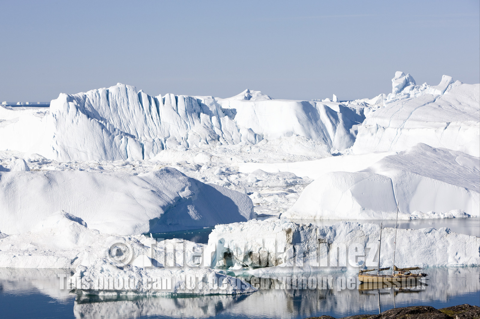 Schooner LA LOUISE sailing on west coast of Greenland.
