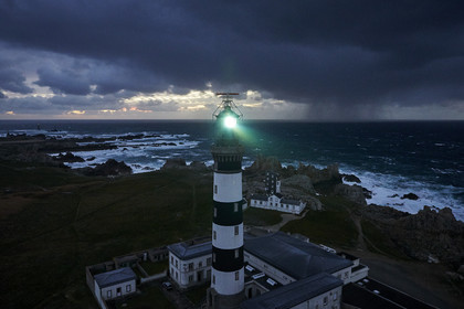 MAXI  SPINDRIFT 2 Jules Verne trophy attempt.