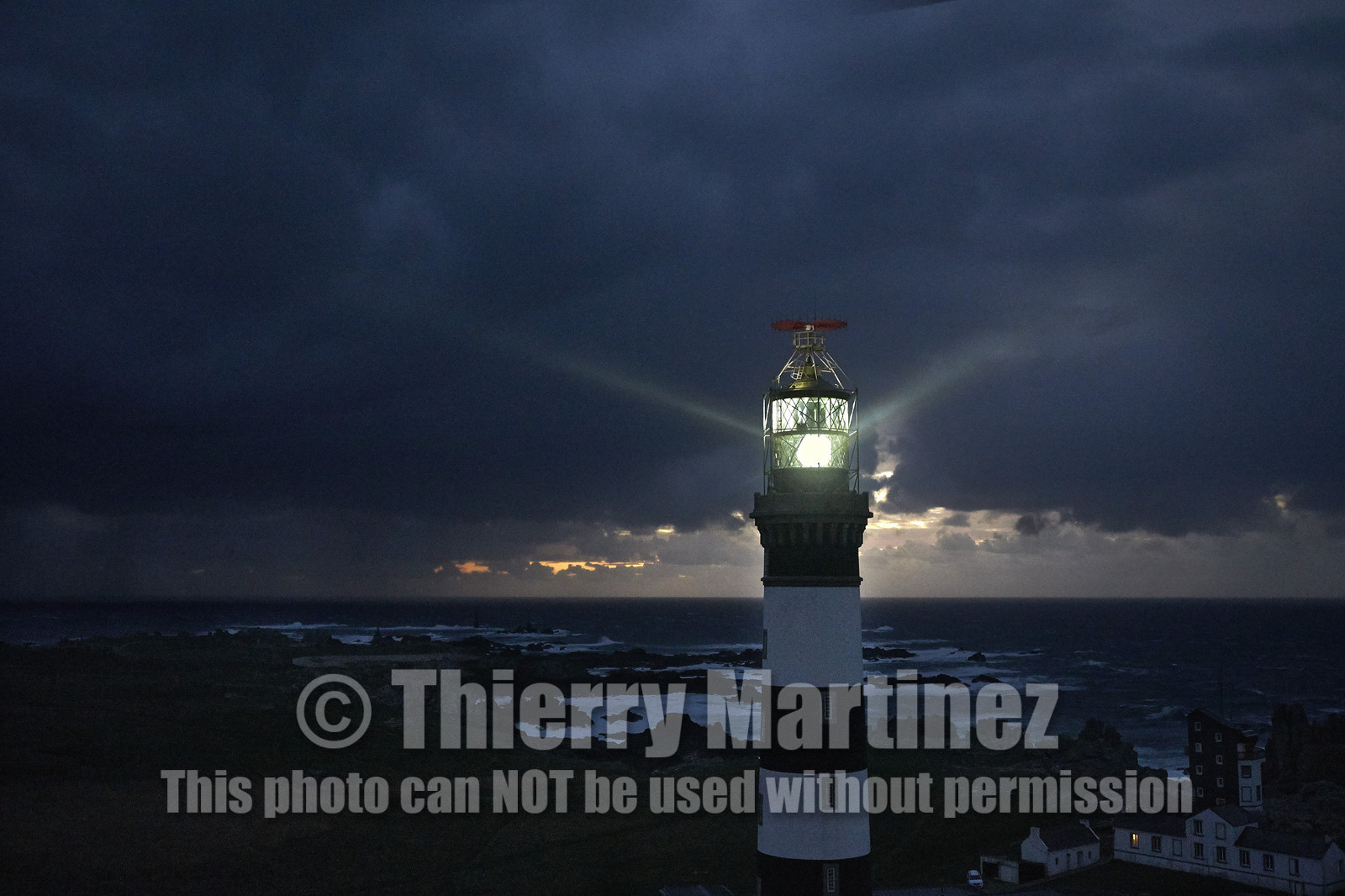 MAXI  SPINDRIFT 2 Jules Verne trophy attempt.