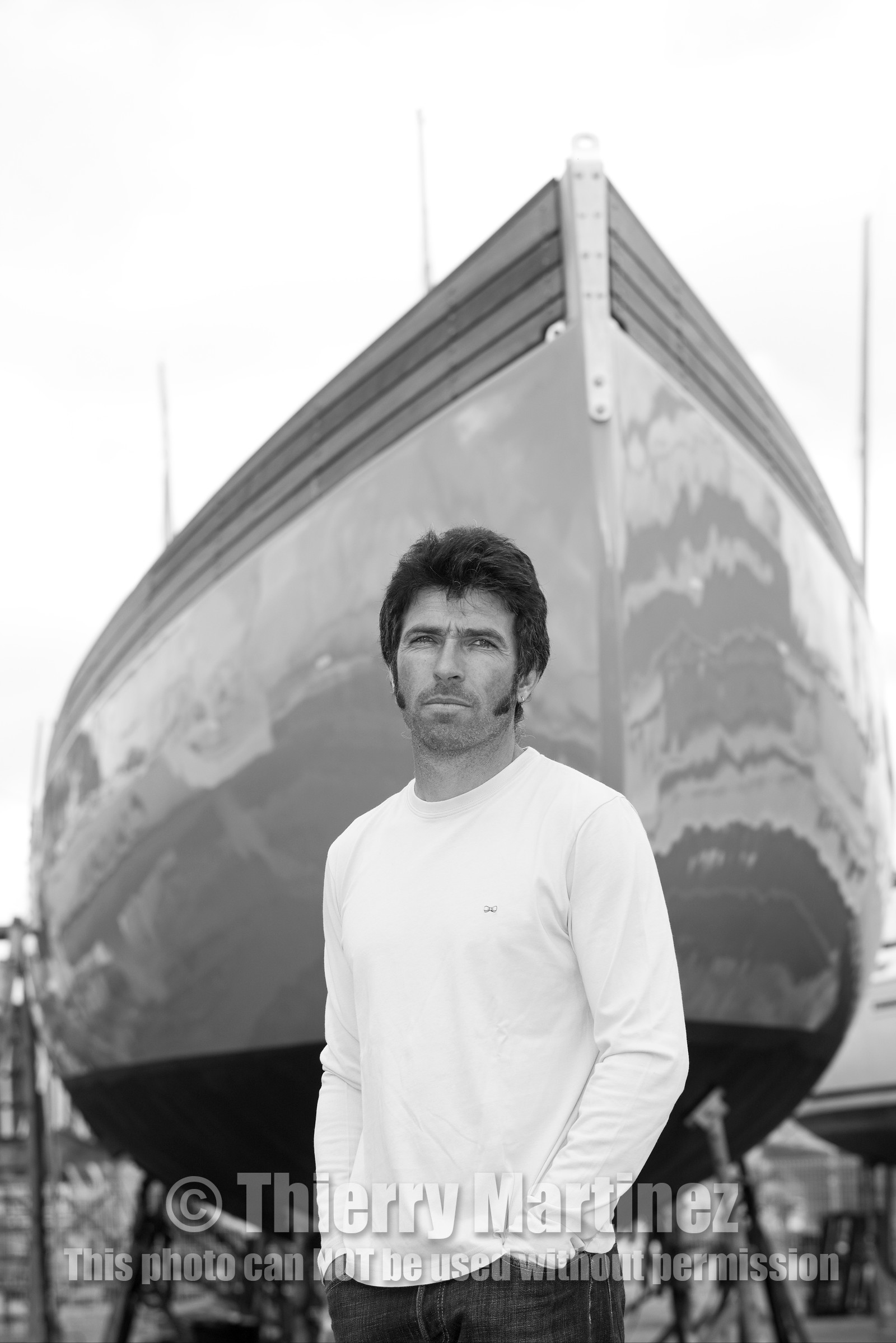 Thierry Dubois (FRA) et son bateau LA LOUISE