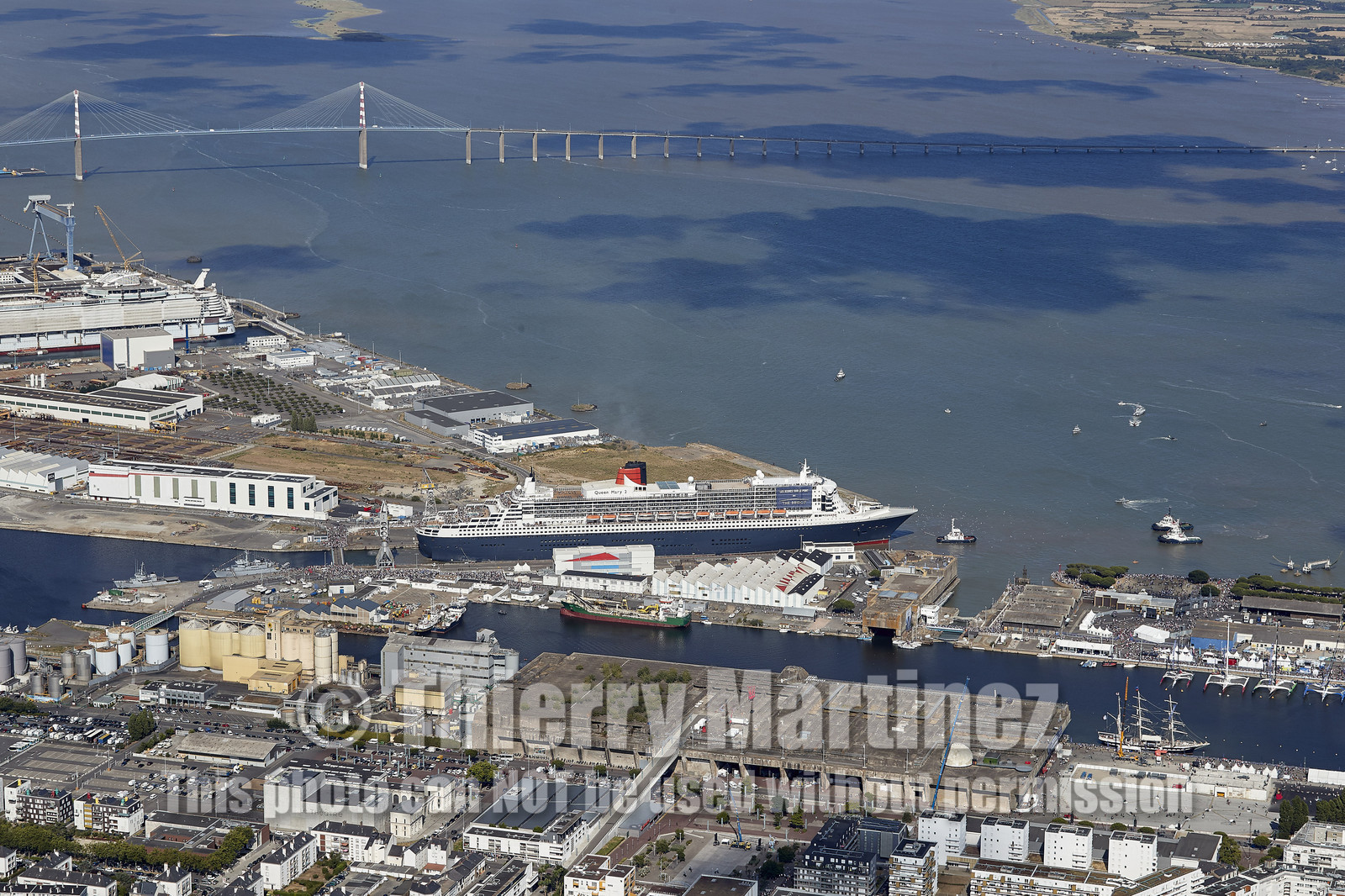 THM_17_043435_THE_BRIDGE