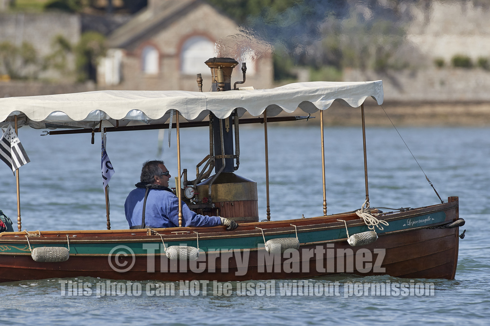 THM-17_011663-Semaine du Golfe - Parade