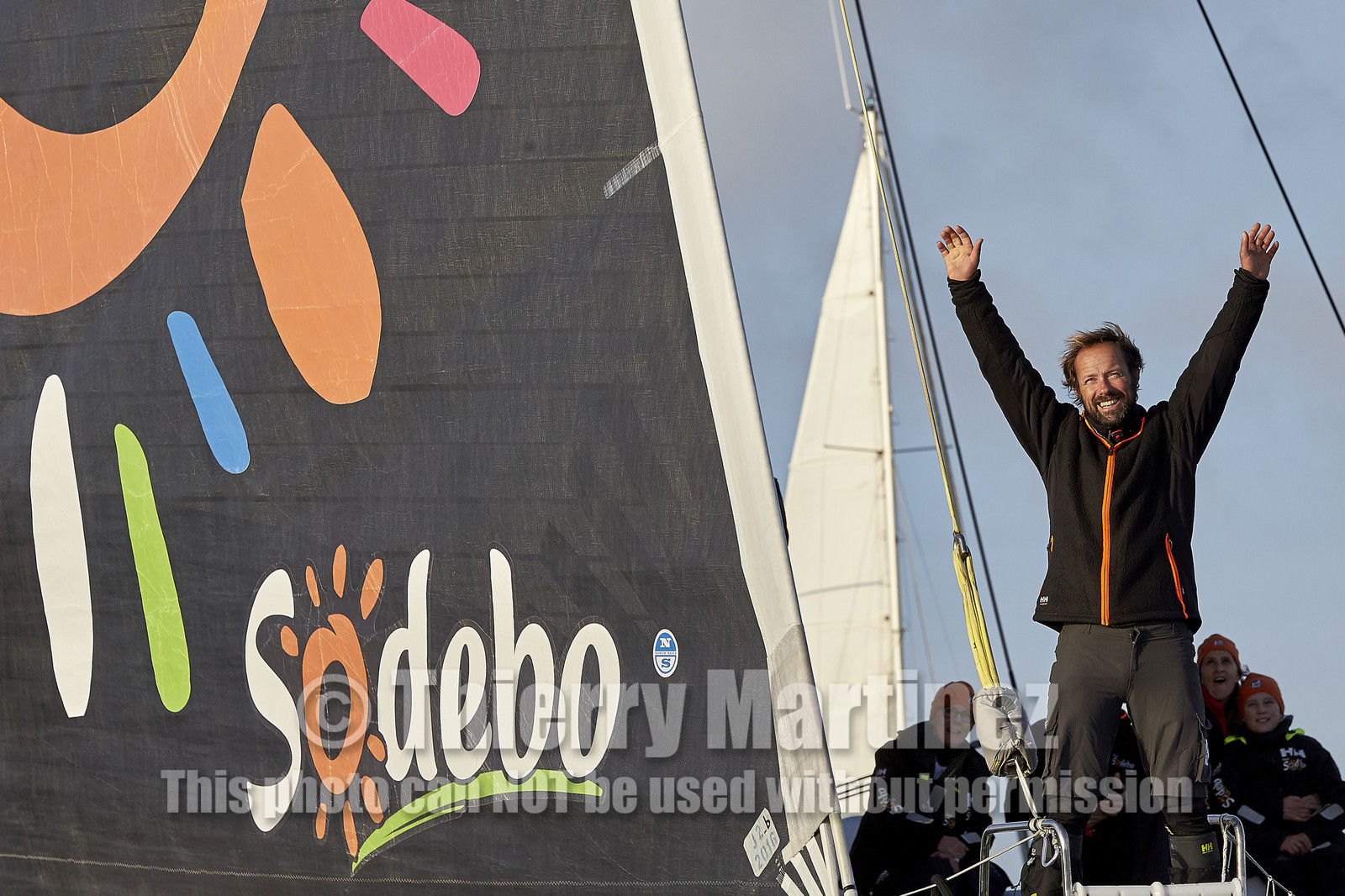 Single-handed sailing round the world record .