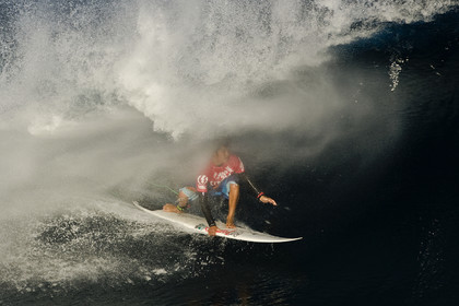 2011 VOLCOM PIPE PRO  ( Surf contest) at Banzai Pipeline Beach, North Shore - Oahu - Hawaii.