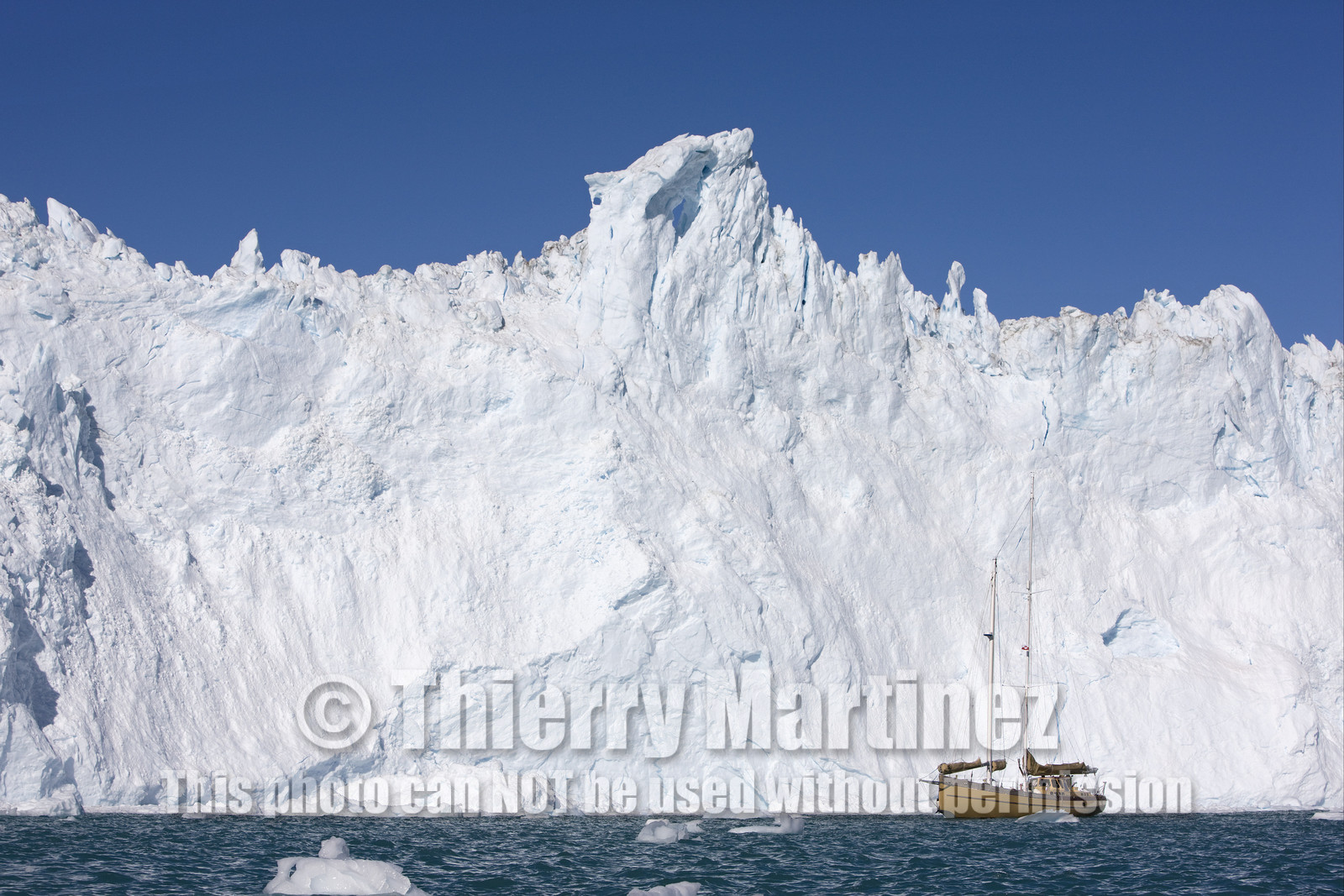 Schooner LA LOUISE sailing on west coast of Greenland.