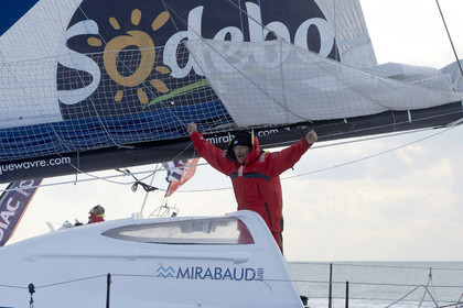 13_02489 2012 13 VENDEE GLOBE. Arrival in Les sables d'Olonne (F