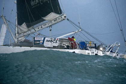 2012 13 VENDEE GLOBE.Bertrand de Broc (FRA) VNAM, aver EDM Projets