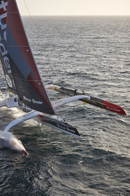 « ULTIM ACTUAL LEADER , Skipper Yves Le Blevec.