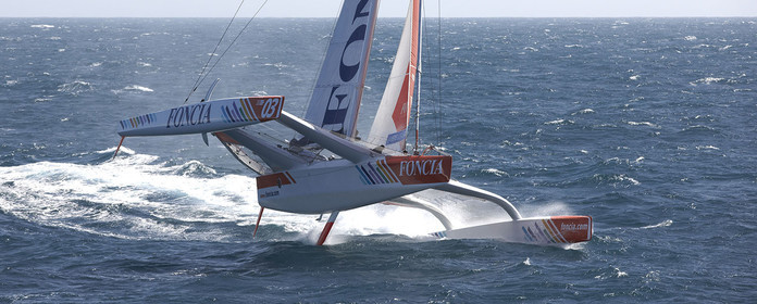 MOD70 FONCIA , skipper Michel Desjoyeaux (FRA) au large des Glénans ( FRA).