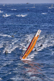 THM-16_82240_VendeeGlobeStart