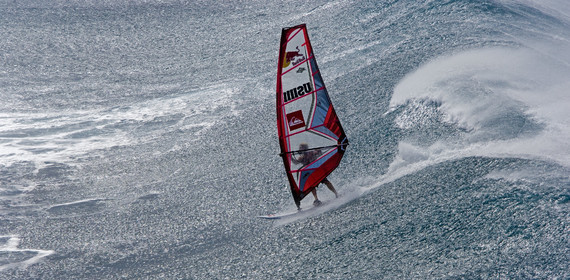 Ho'okipa beach HAWAII - USA . Jan 2007.