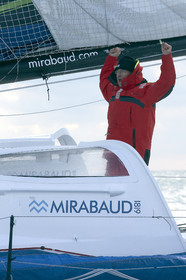 13_02475  2012 13 VENDEE GLOBE. Arrival in Les sables d'Olonne (