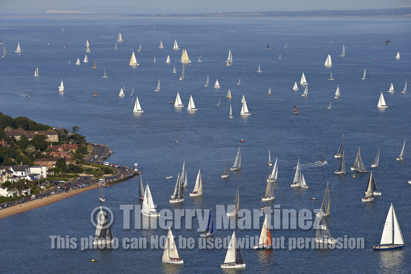 2014 JP Morgan Asset Management Round the Island Race .