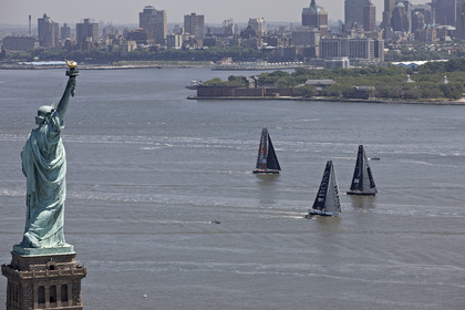 HUGO BOSS WATCHES MANHATTAN CHARITY RACE