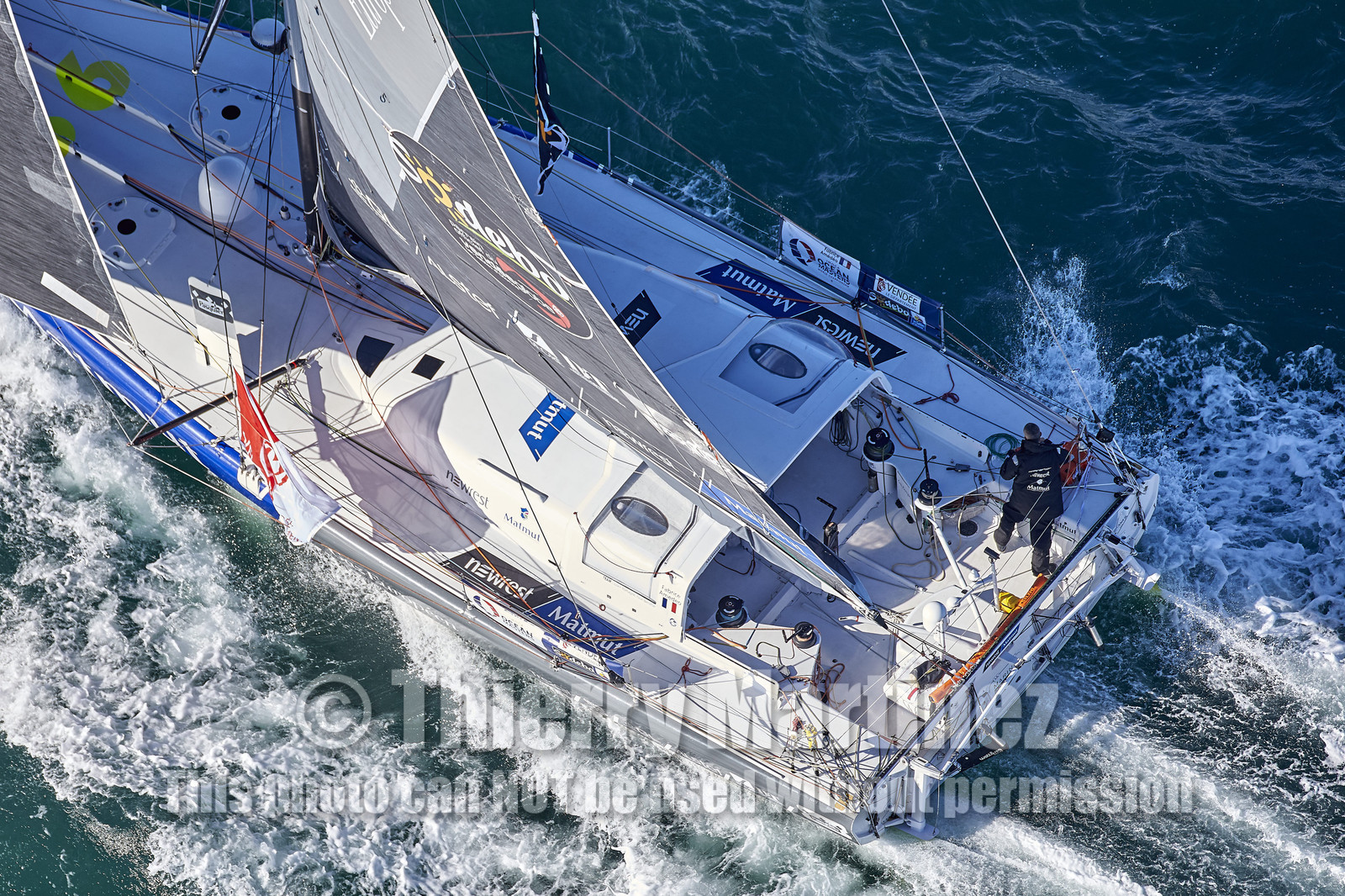 THM-16_81133_VendeeGlobeStart