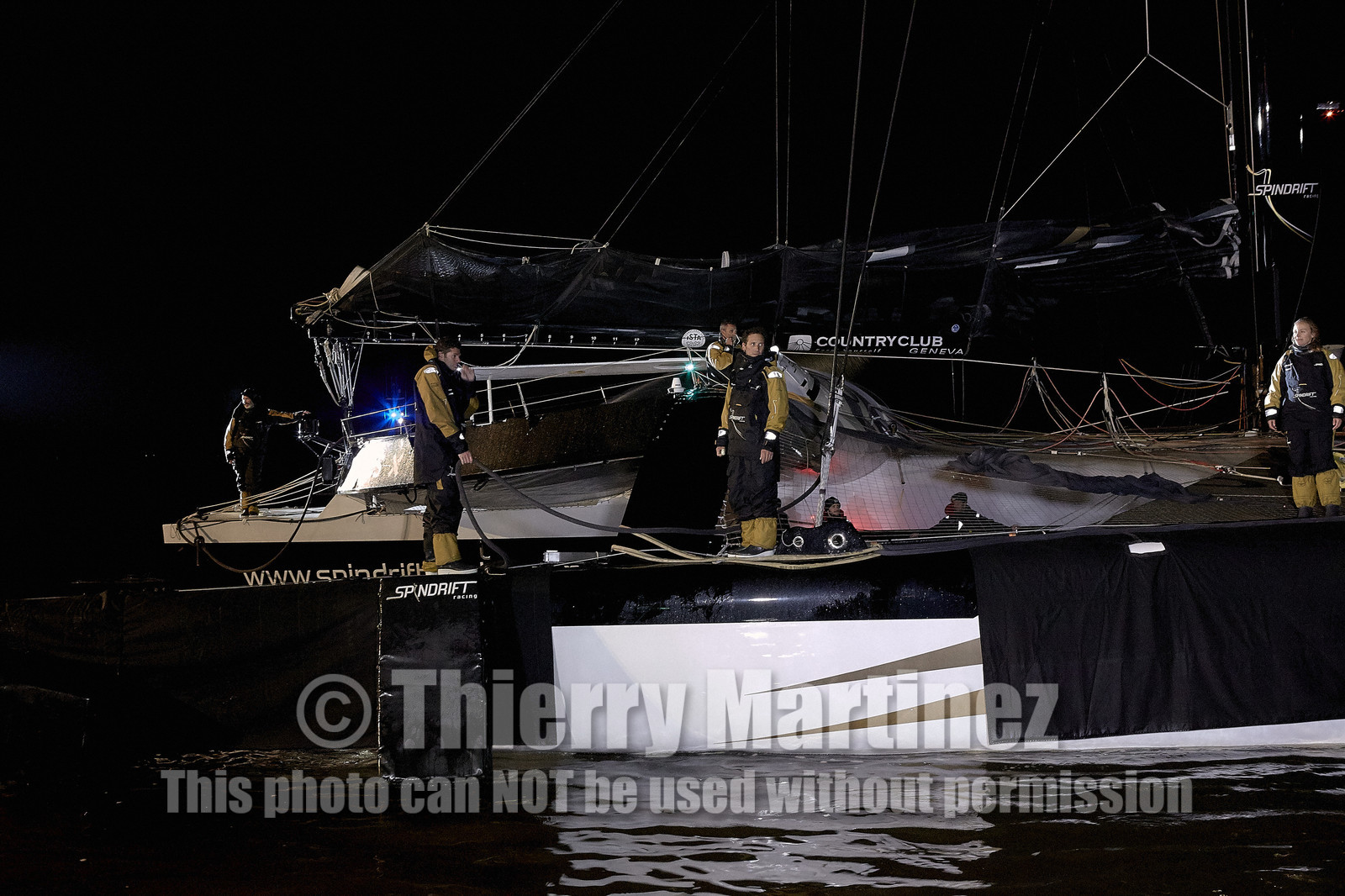 MAXI  SPINDRIFT 2 Jules Verne trophy  2015 2016 attempt.