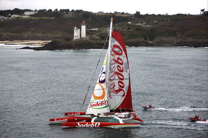 Thomas Coville (FRA) maxi trimaran SODEBO Solo round the world record attempt. Start in Brest (FRA)
