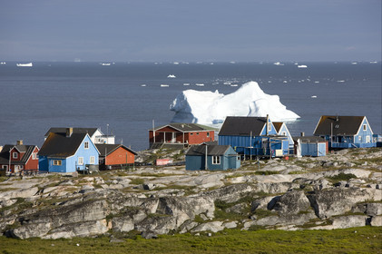 Schooner LA LOUISE sailing on west coast of Greenland.