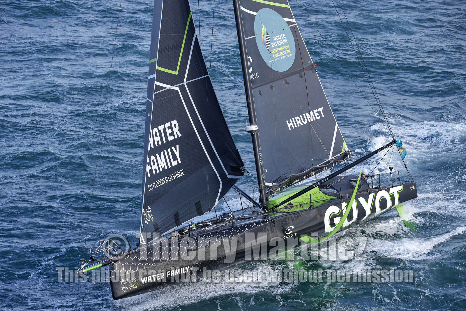 22_39643   © Thierry Martinez.DINARD, FRANCE. 9 Novembre  2022Départ de la 12éme ROUTE DU RHUM, transatlantique course à la voile en solitaire de St Malo(FRA)  à Pointe à Pitre (FRA-Guadeloupe) 3.543 milles nautiques.
