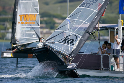 2013 McDOUGALL+McCONAGHY Moth Worlds - Kaneohe Bay - Hawaii -USA . October 2013