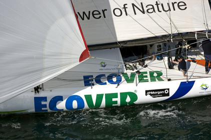 ROUND THE ISLAND RACE, ISLE OF WIGHT-UK . 3  June 2006.