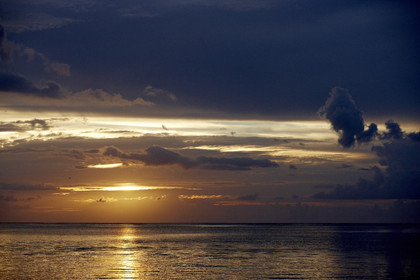 15_024694  ©ThMartinez Sea&Co.  RAIATEA - ILES SOUS LE VENT. POLYNESIE FRANCAISE .  2 Février 2015. ..SUNSET