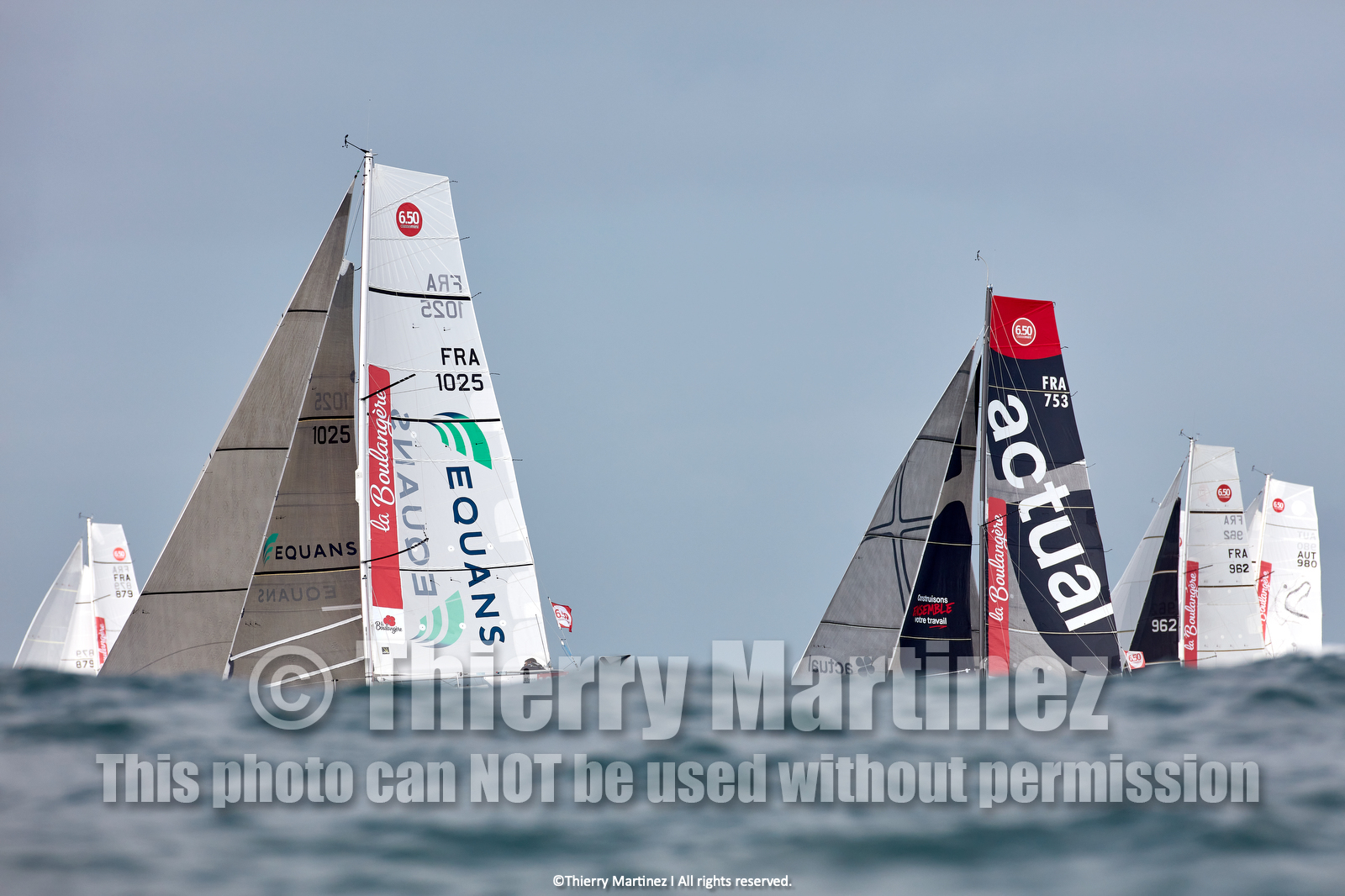 23_22569   © Thierry Martinez. LES SABLES D'OLONNE, 85 - FRANCE 25 septembre 2023.Départ MINI TRANSAT 2023. Départ du Dimanche 24 septembre retardé au Lundi 25 Sept .Les Sables d’Olonne (FRA)    Santa Cruz de la Palma ( Canaries)    St François ( Guadeloupe): 4050 NM.