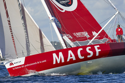 THM-15_63264_AZIMUT2016