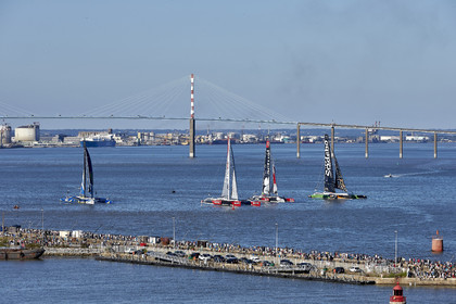 THM_17_044703_THE_BRIDGE-Start