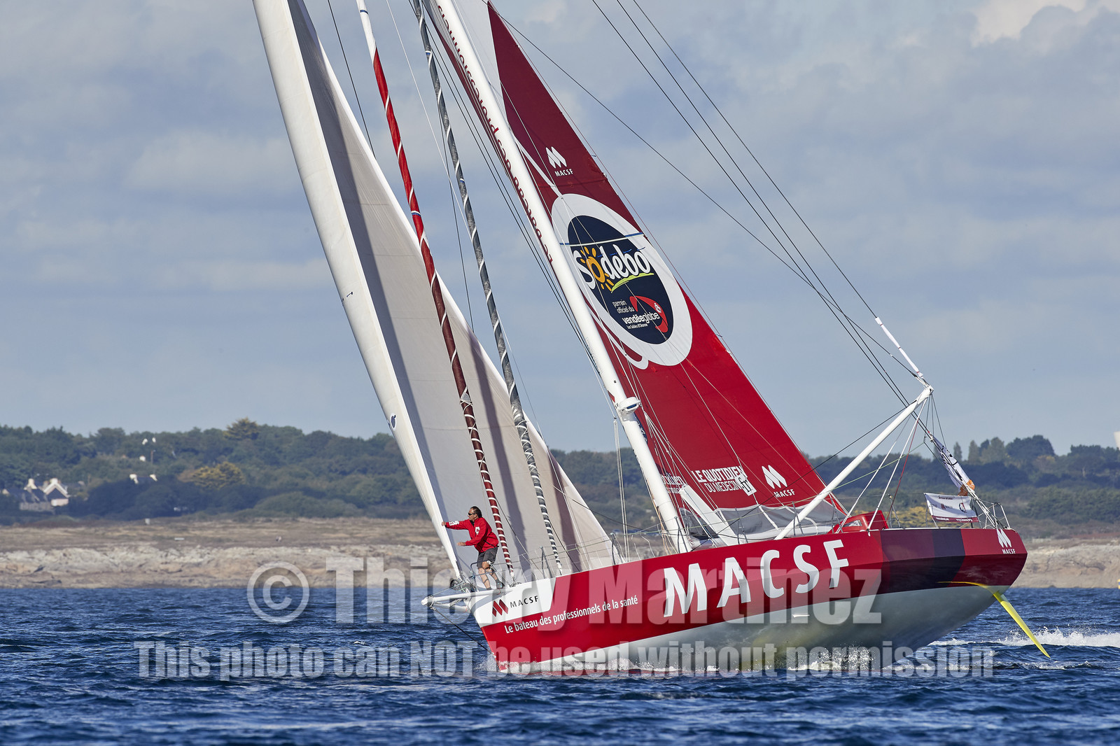 THM-15_63147_AZIMUT2016