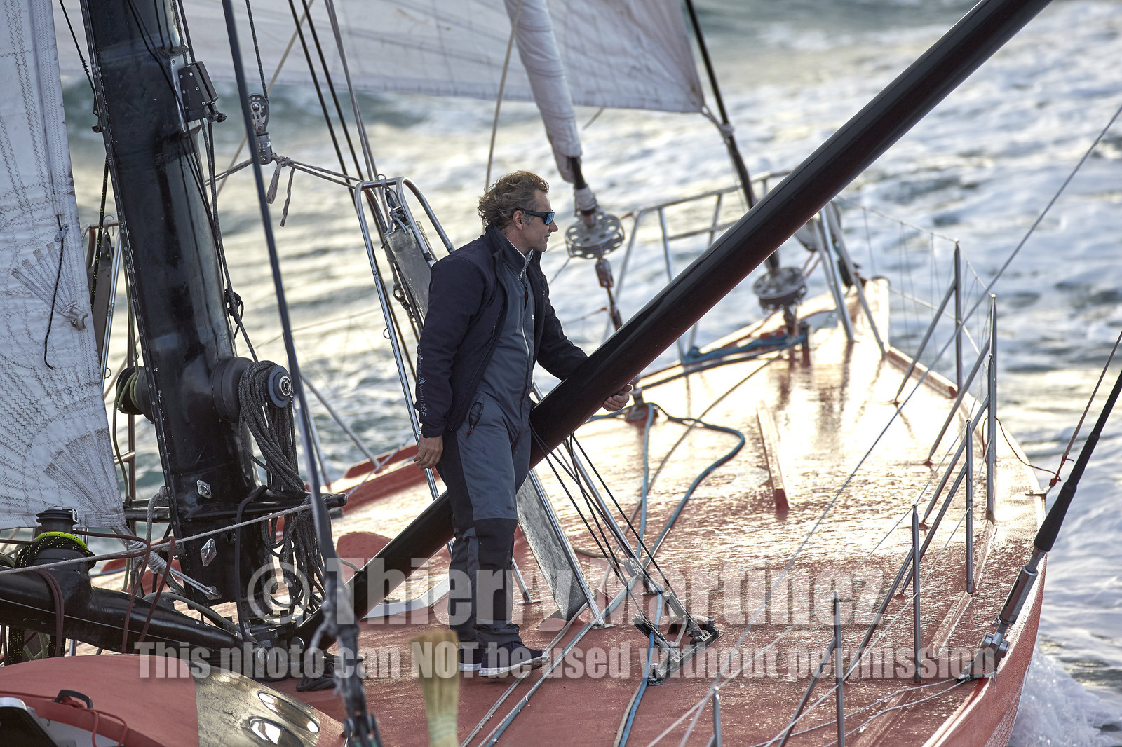 Départ de Jeff Pellet (FRA) sur son bateau COME IN VENDEE POUR UN TOUR DU MONDE;
