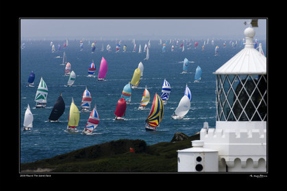 Photo disponible en tirage photo Fine Art,tirage original limités à 30 exemplaires.Chaque tirage est numéroté avec certificat d’authenticité signé.Pour choisir le format et support merci d'utiliser le caddie à coté de la photo.Formats disponibles : Tirage sur papier ( tirage seul) :  30x45 cm   40x60 cm  60x90 cm. Vous pouvez choisir le tirage avec un fond blanc ou noir , à votre convenance. Tirage sur papier contrecollé sur Dibond ( pas de bord blanc ou noir autour de l'image), avec système d'attache au dos:  30x45 cm   40x60 cm  50x75 cm  80x120cm.Tirage sur toile ( Canvas) monté sur chassis bois (pas de bord blanc ou noir autour de l'image), avec système d'attache au dos :  50x75 cm  80x120cm.Expédition ( Dans le monde entier): Colissimo (assurance) avec signature à réception. 48h pour la France métropolitaine.Il est possible de récupérer les tirages à La Galerie du Golfe (sans frais d'expèdition).Conditionnement tirages seuls: tube cylindrique renforcé + boite.