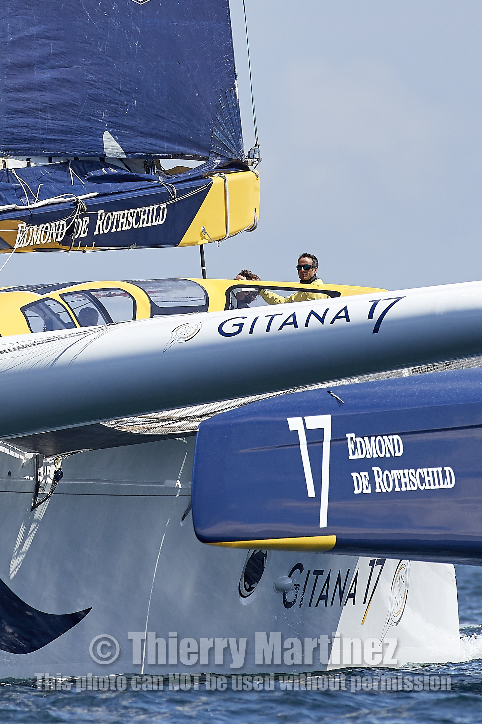 THM-19_15619_ARMEN RACE