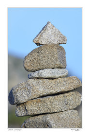 Photo disponible en tirage photo Fine Art,tirage original limités à 30 exemplaires.Chaque tirage est numéroté avec certificat d’authenticité signé.Pour choisir le format et support merci d'utiliser le caddie à coté de la photo.Formats disponibles : Tirage sur papier ( tirage seul) :  30x45 cm   40x60 cm  60x90 cm. Vous pouvez choisir le tirage avec un fond blanc ou noir , à votre convenance. Tirage sur papier contrecollé sur Dibond ( pas de bord blanc ou noir autour de l'image), avec système d'attache au dos:  30x45 cm   40x60 cm  50x75 cm  80x120cm.Tirage sur toile ( Canvas) monté sur chassis bois (pas de bord blanc ou noir autour de l'image), avec système d'attache au dos :  50x75 cm  80x120cm.Expédition ( Dans le monde entier): Colissimo (assurance) avec signature à réception. 48h pour la France métropolitaine.Il est possible de récupérer les tirages à La Galerie du Golfe (sans frais d'expèdition).Conditionnement tirages seuls: tube cylindrique renforcé + boite.