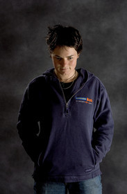 Ellen MacArthur Solo round the world record , finish(FRA)