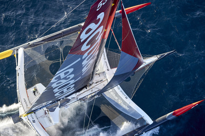 « ULTIM ACTUAL LEADER , Skipper Yves Le Blevec.