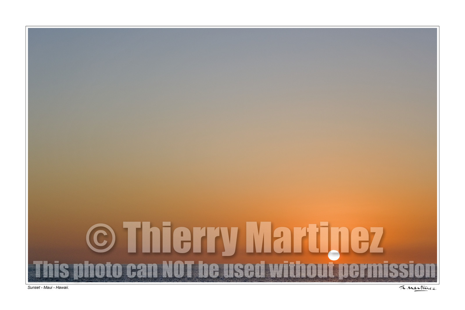 Photo disponible en tirage photo Fine Art,tirage original limités à 30 exemplaires.Chaque tirage est numéroté avec certificat d’authenticité signé.Pour choisir le format et support merci d'utiliser le caddie à coté de la photo.Formats disponibles : Tirage sur papier ( tirage seul) :  30x45 cm   40x60 cm  60x90 cm. Vous pouvez choisir le tirage avec un fond blanc ou noir , à votre convenance. Tirage sur papier contrecollé sur Dibond ( pas de bord blanc ou noir autour de l'image), avec système d'attache au dos:  30x45 cm   40x60 cm  50x75 cm  80x120cm.Tirage sur toile ( Canvas) monté sur chassis bois (pas de bord blanc ou noir autour de l'image), avec système d'attache au dos :  50x75 cm  80x120cm.Expédition ( Dans le monde entier): Colissimo (assurance) avec signature à réception. 48h pour la France métropolitaine.Il est possible de récupérer les tirages à La Galerie du Golfe (sans frais d'expèdition).Conditionnement tirages seuls: tube cylindrique renforcé + boite.