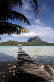 15_025884  ©ThMartinez Sea&Co.  BORA BORA - ILES SOUS LE VENT. POLYNESIE FRANCAISE .  6 Février 2015. . Bora Bora depuis Eden Beach Bora Bora..