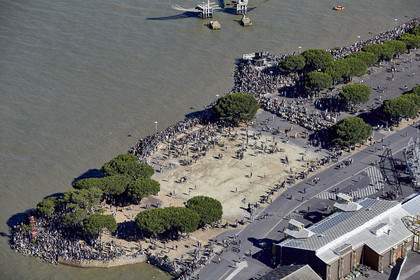 THM_17_044290_THE_BRIDGE-Start