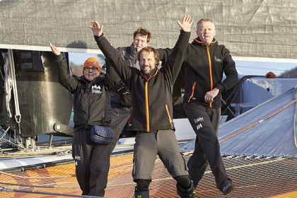 Single-handed sailing round the world record .