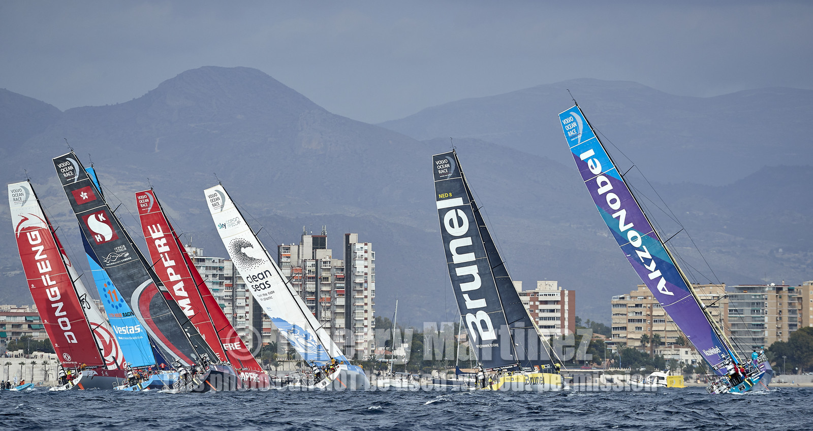 THM-17_097111-VOR ALICANTE-LEG1 START