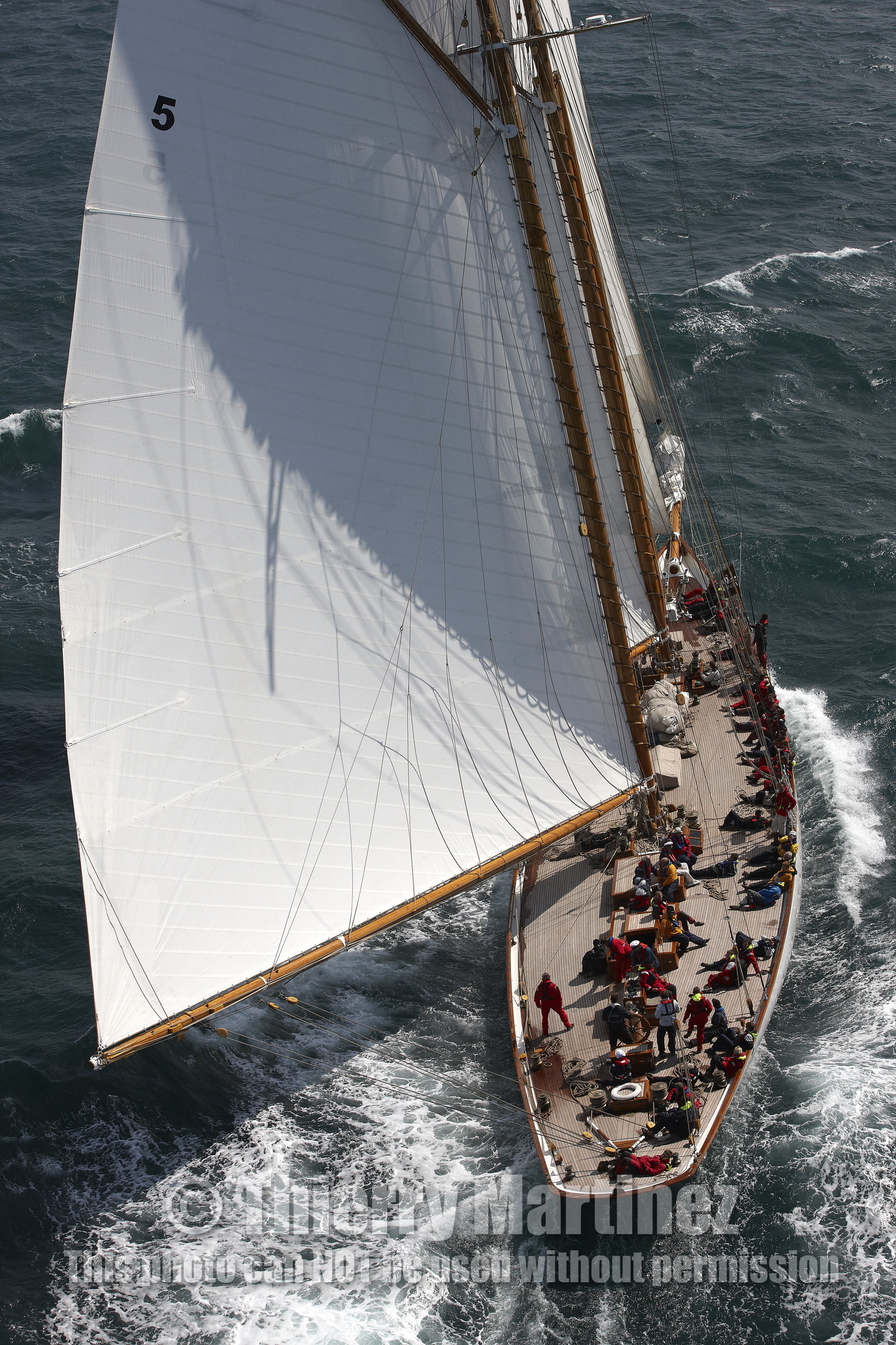 JP Morgan Asset Management Round The Island Race.