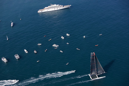 33rd  AMERICA'S CUP Valencia Spain, February 2010 - Defender:  ALINGHI (ALINGHI 5) vs Challenger : BMW Oracle Racing (USA 17)