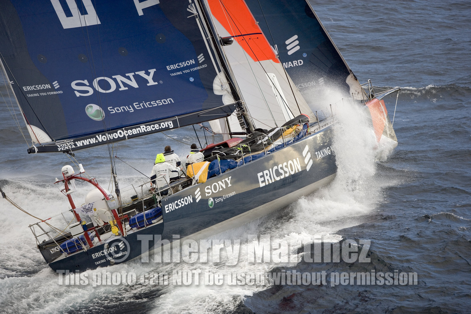 VOLVO OCEAN RACE START - VIGO-SPAIN- 12NOV 2005