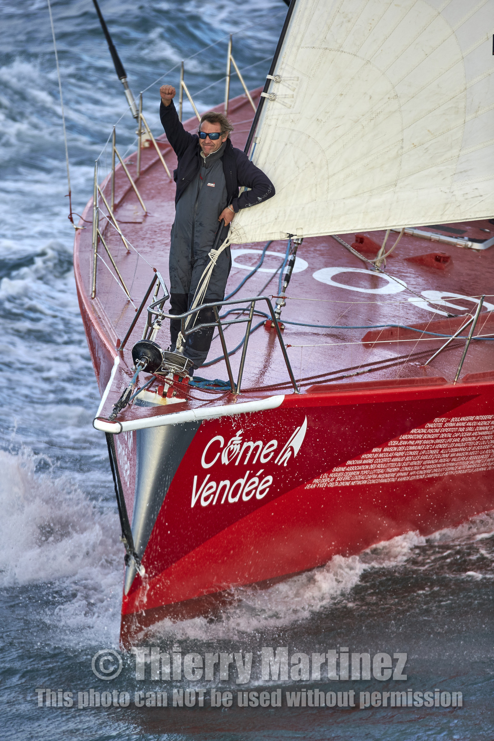 Départ de Jeff Pellet (FRA) sur son bateau COME IN VENDEE POUR UN TOUR DU MONDE;