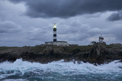 MAXI  SPINDRIFT 2 Jules Verne trophy attempt.