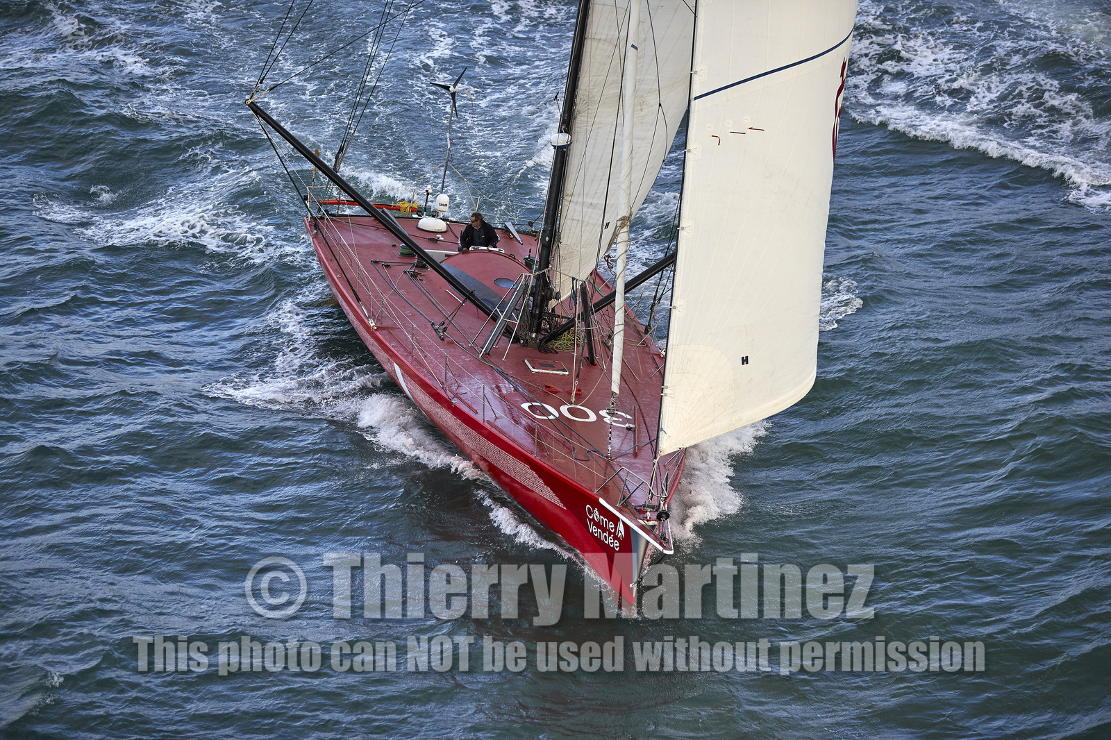 Départ de Jeff Pellet (FRA) sur son bateau COME IN VENDEE POUR UN TOUR DU MONDE;
