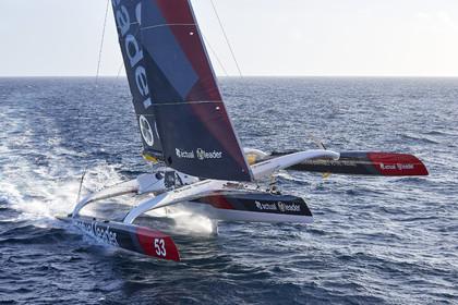« ULTIM ACTUAL LEADER , Skipper Yves Le Blevec.