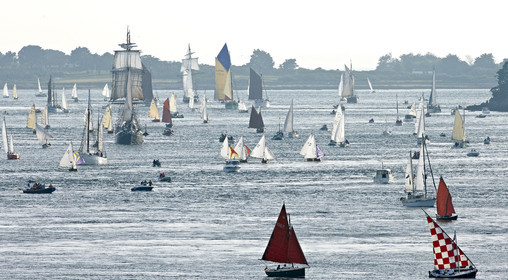 Semaine du Golfe 2015. Parade d'arrivée de la flotte.
