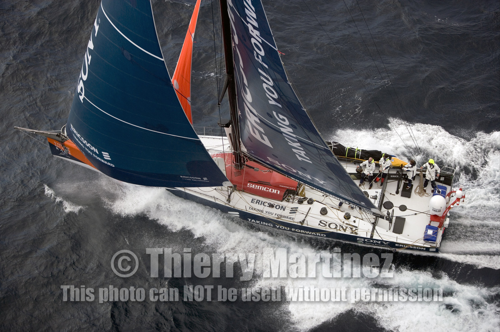 VOLVO OCEAN RACE START - VIGO-SPAIN- 12NOV 2005